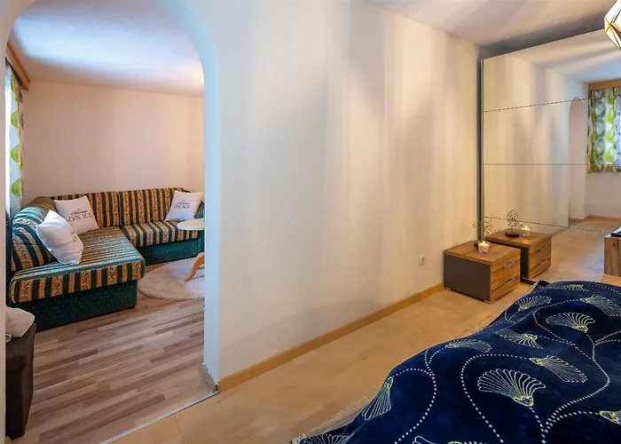 Eiserne Hand Affittacamere 3*