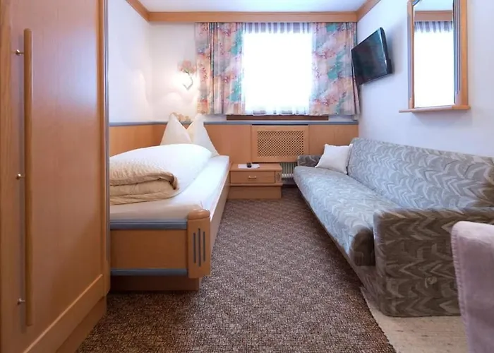 Eiserne Hand Affittacamere 3*